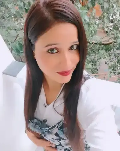 Call Girls in Dhoraji